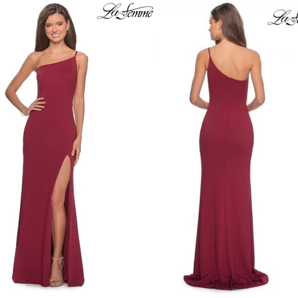 New La Femme 28176 One Shoulder Jersey Burgundy Evening Gown NWT Size 12 - Picture 1 of 6